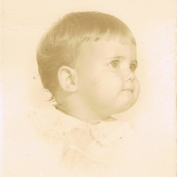 Meet your Posher, Lynn - Picture 1 of 1